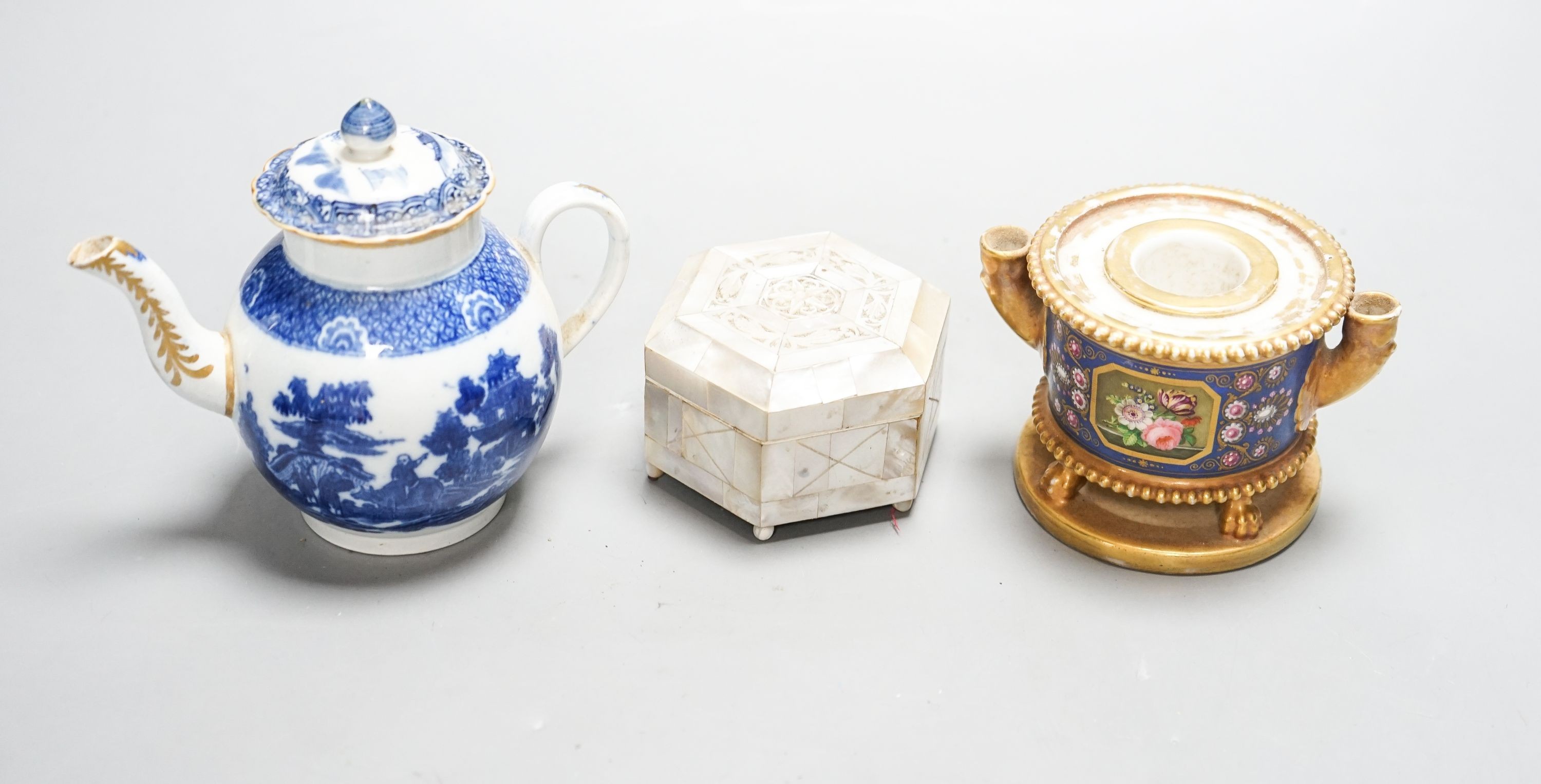 A Schoelcher Paris porcelain inkwell on stand, an 18th blue and white miniature teapot and a hexagonal mother of pearl lidded box (3)